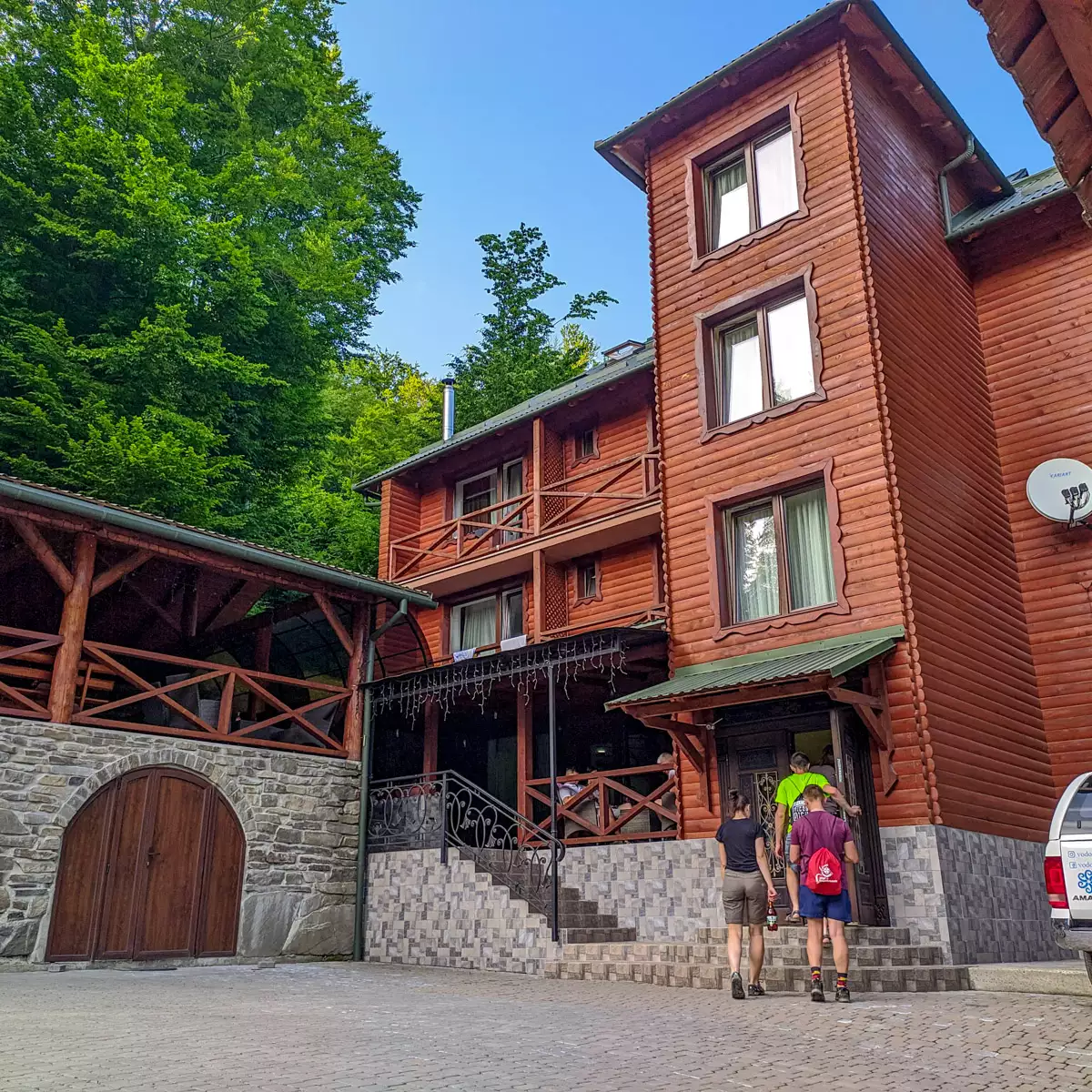 Отель «Водограй»