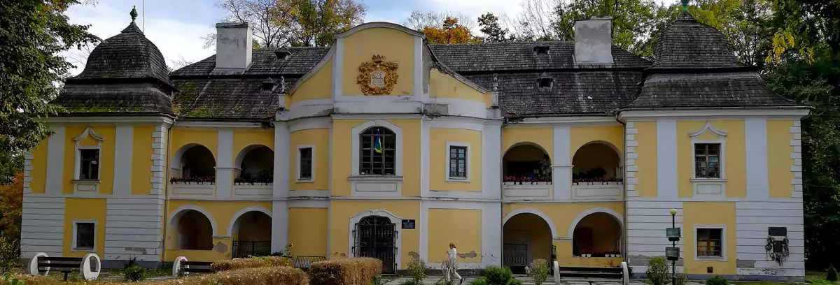 Палац-резиденція баронів Перені