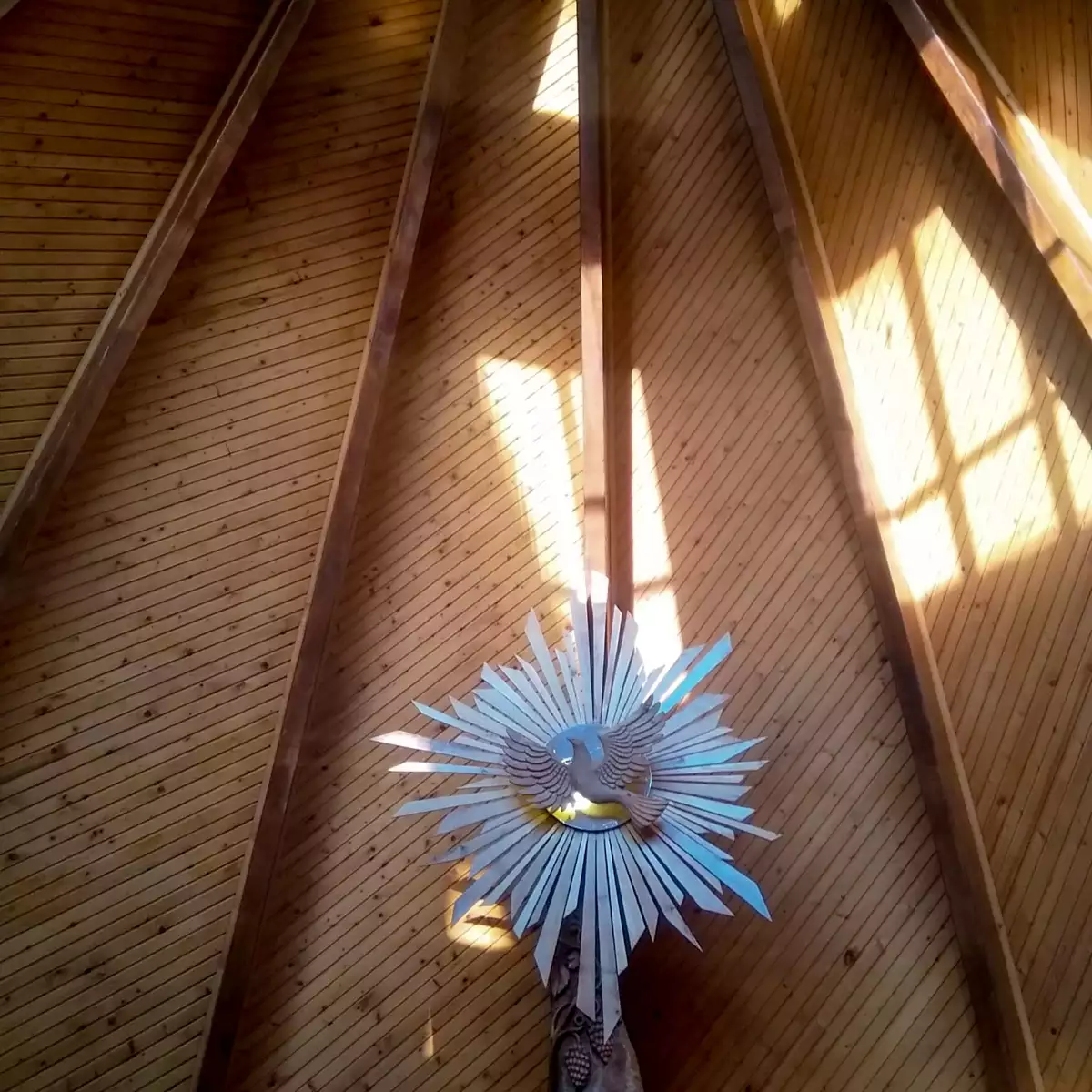 Модерністський храм Святого Духа