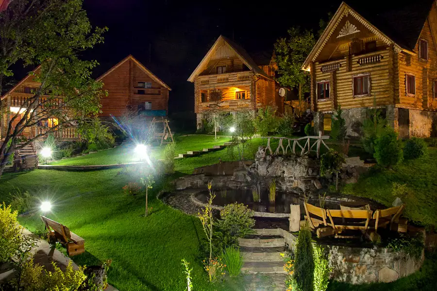 Готель «Новий Сезон»