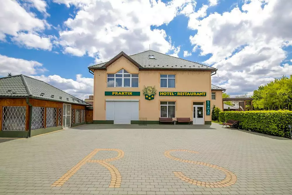 Готель «Praktik»