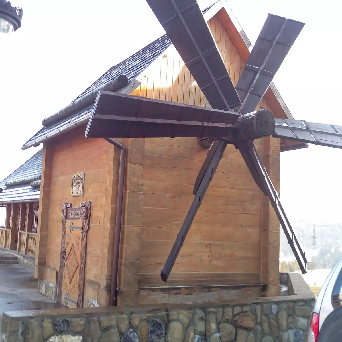 Hotel “Karpatenrose”