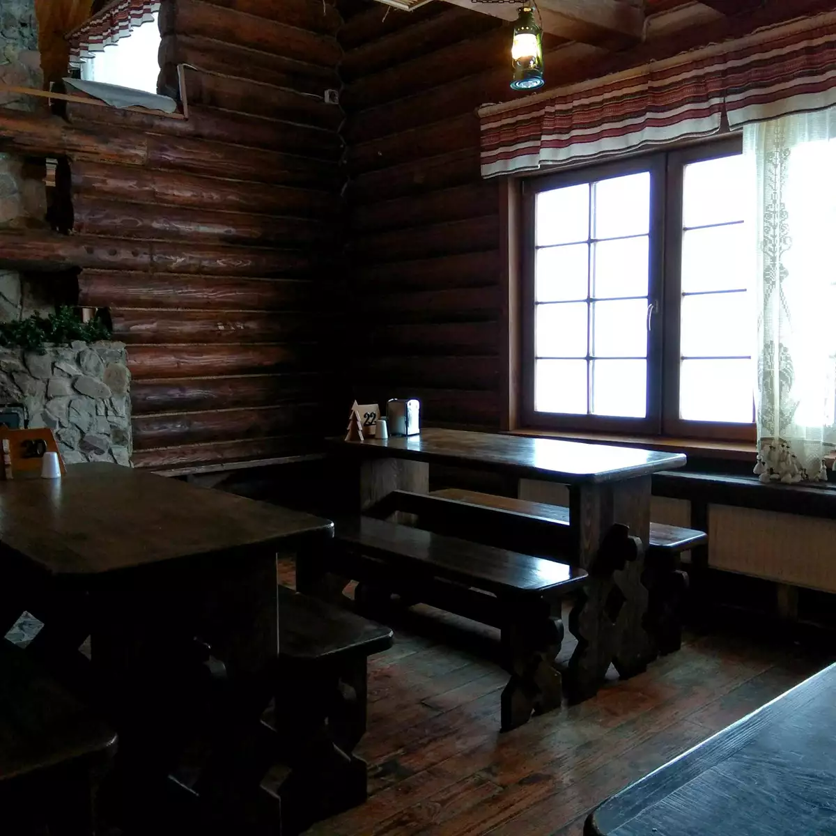 Кафе-колиба «Високий Верх»