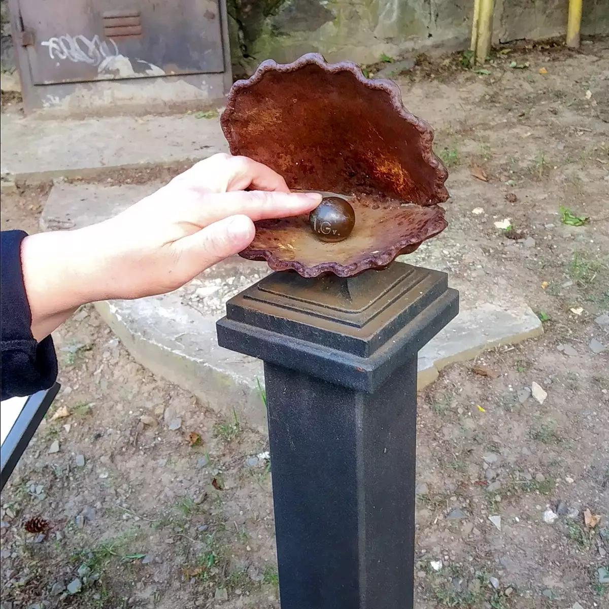 Міні-скульптура Іштван Дендеші – перлина Ужгорода