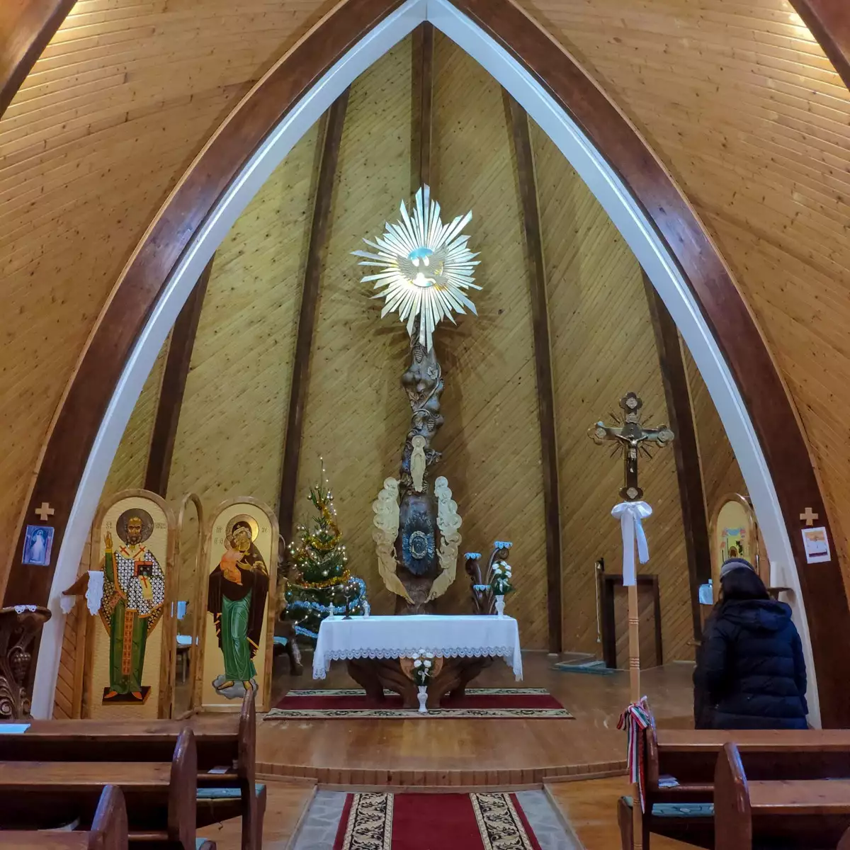 Модерністський храм Святого Духа