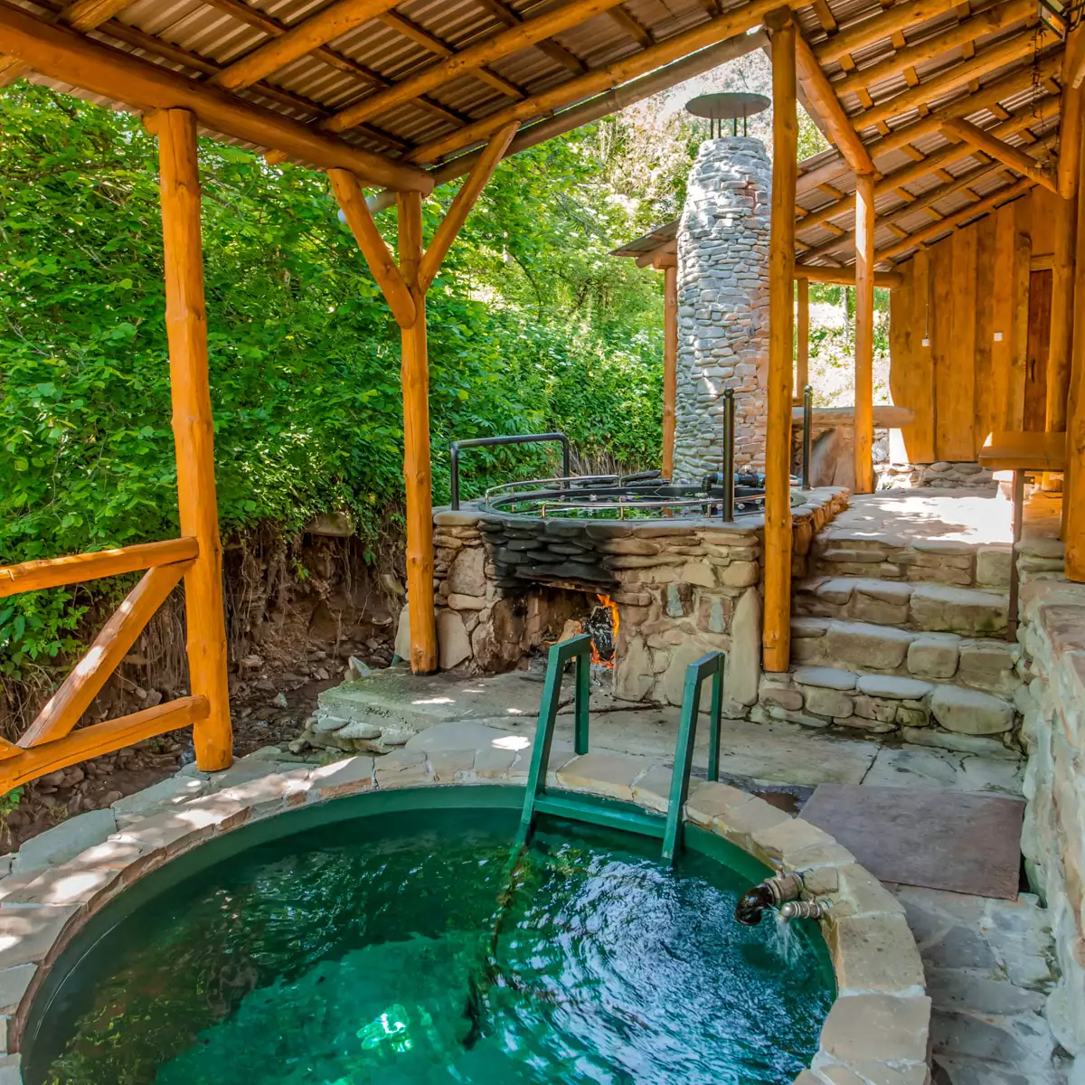 Усадьба «Над потоком»