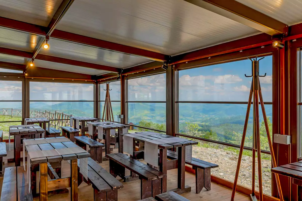 Кафе-колиба «Високий Верх»