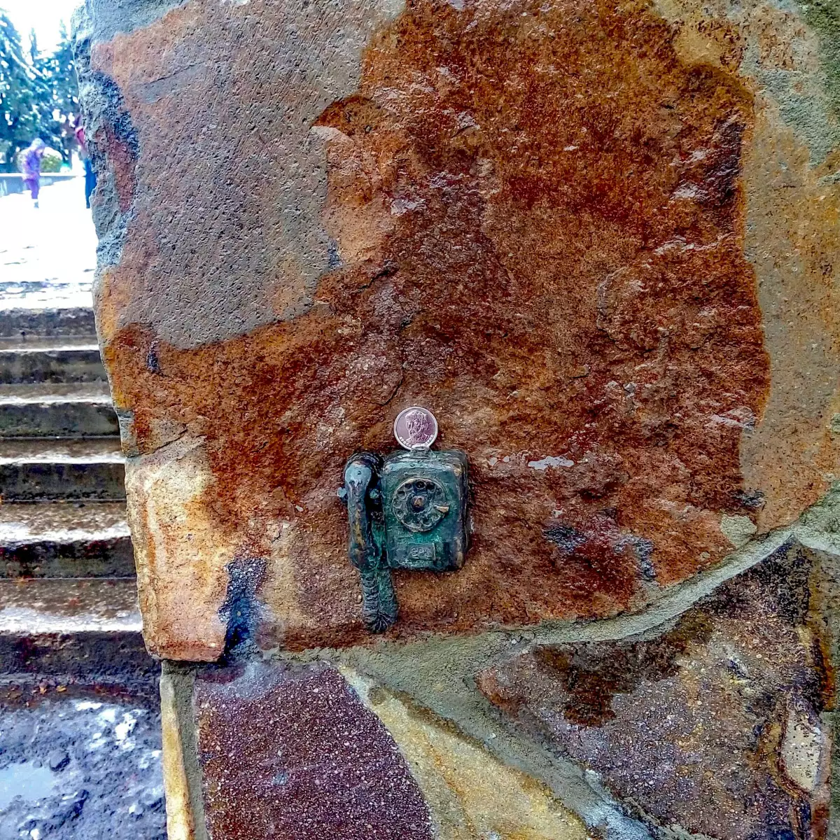 Міні-скульптура Алло