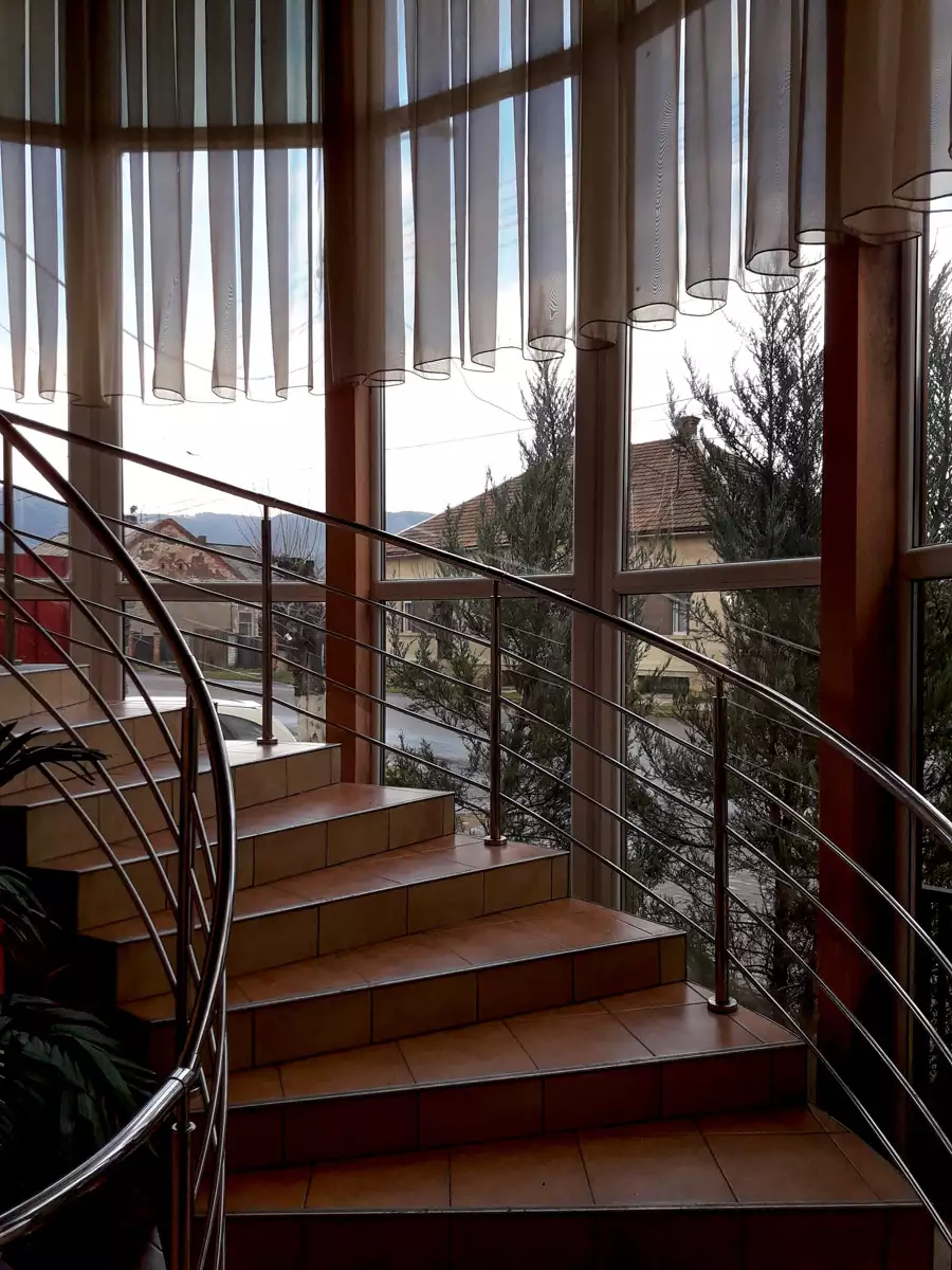 Ресторан «Неоніла»