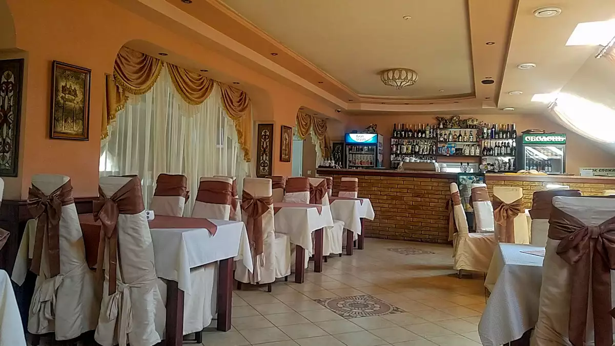 Ресторан «Неоніла»