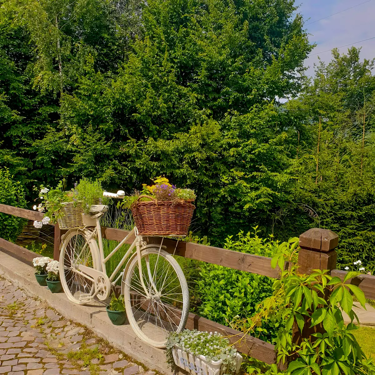 Gutshof „Ertasch“.