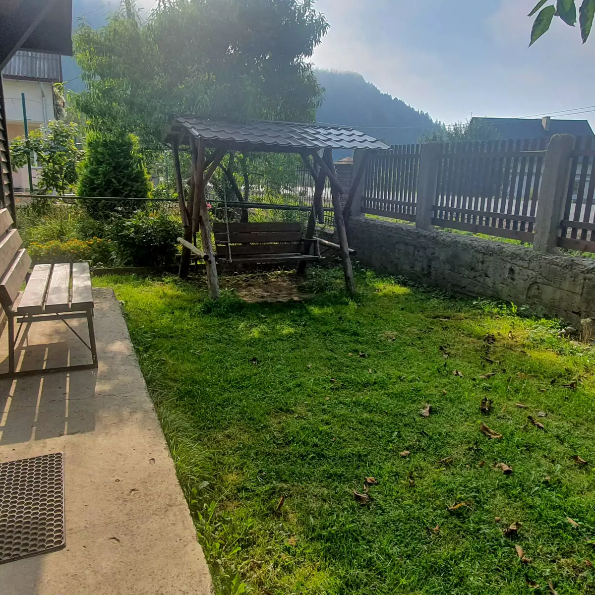 Гостинний двір «Живиця Чан»