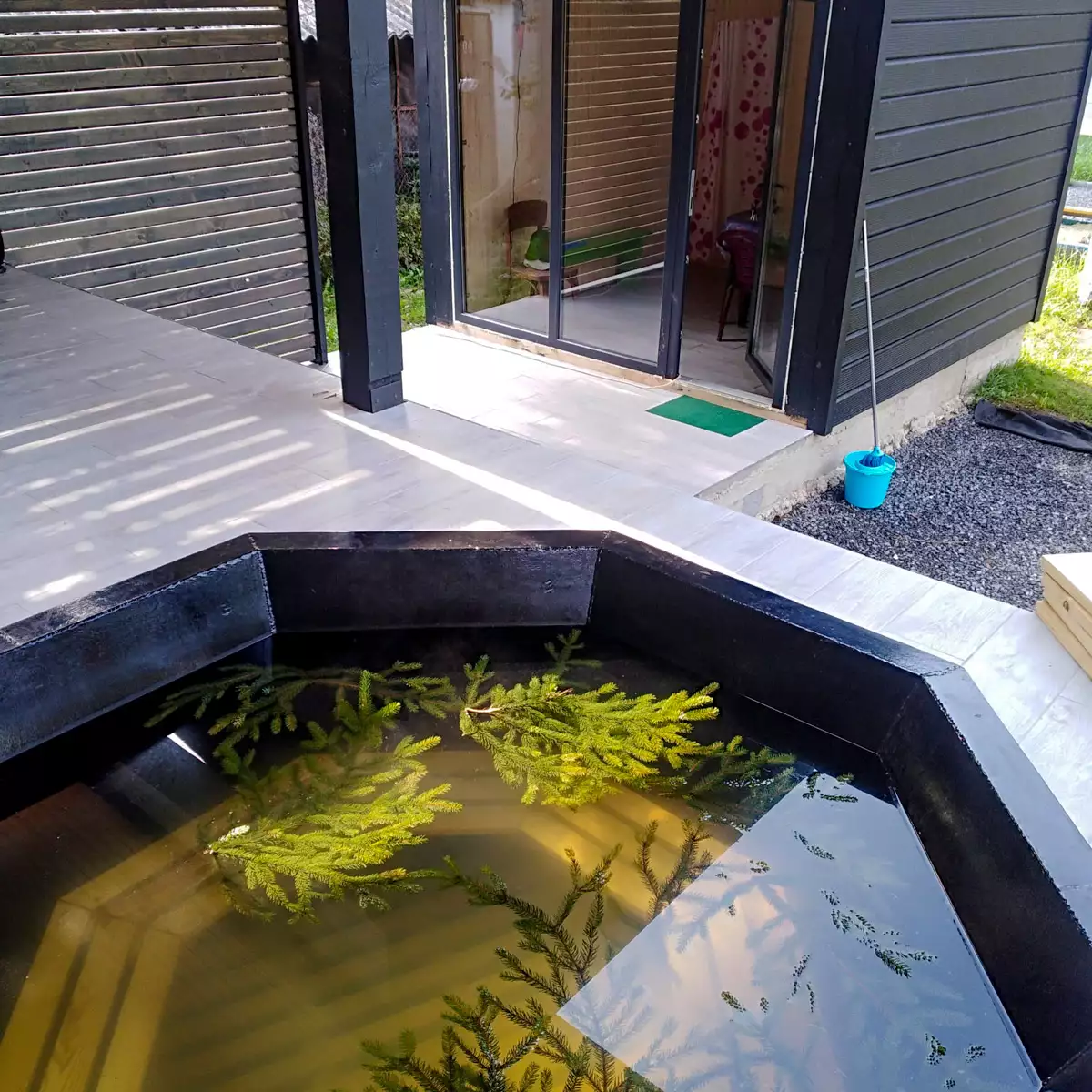 Гостинний двір «Живиця Чан»