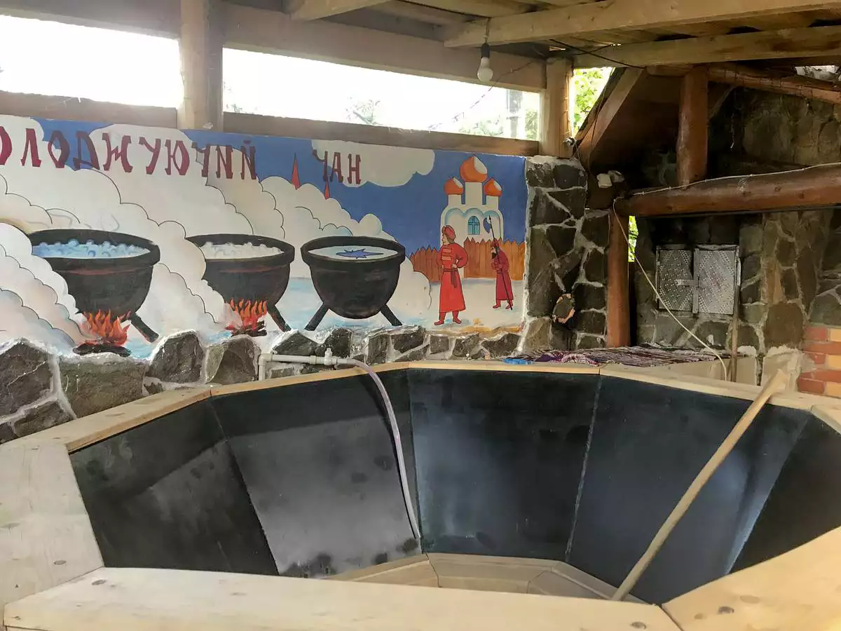 Gutshof “Synevyrsky Chardash”