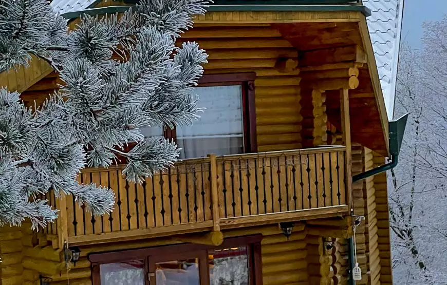 Gutshof „Ertasch“.