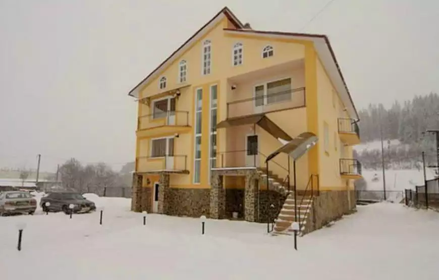 Manor “Zatyshok u Yolany”