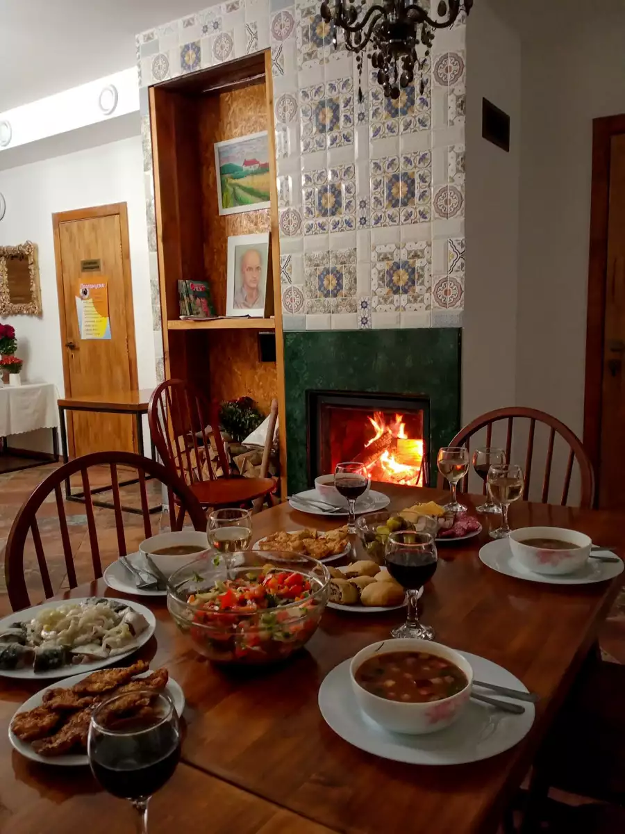 Hotel “Kray Neba”