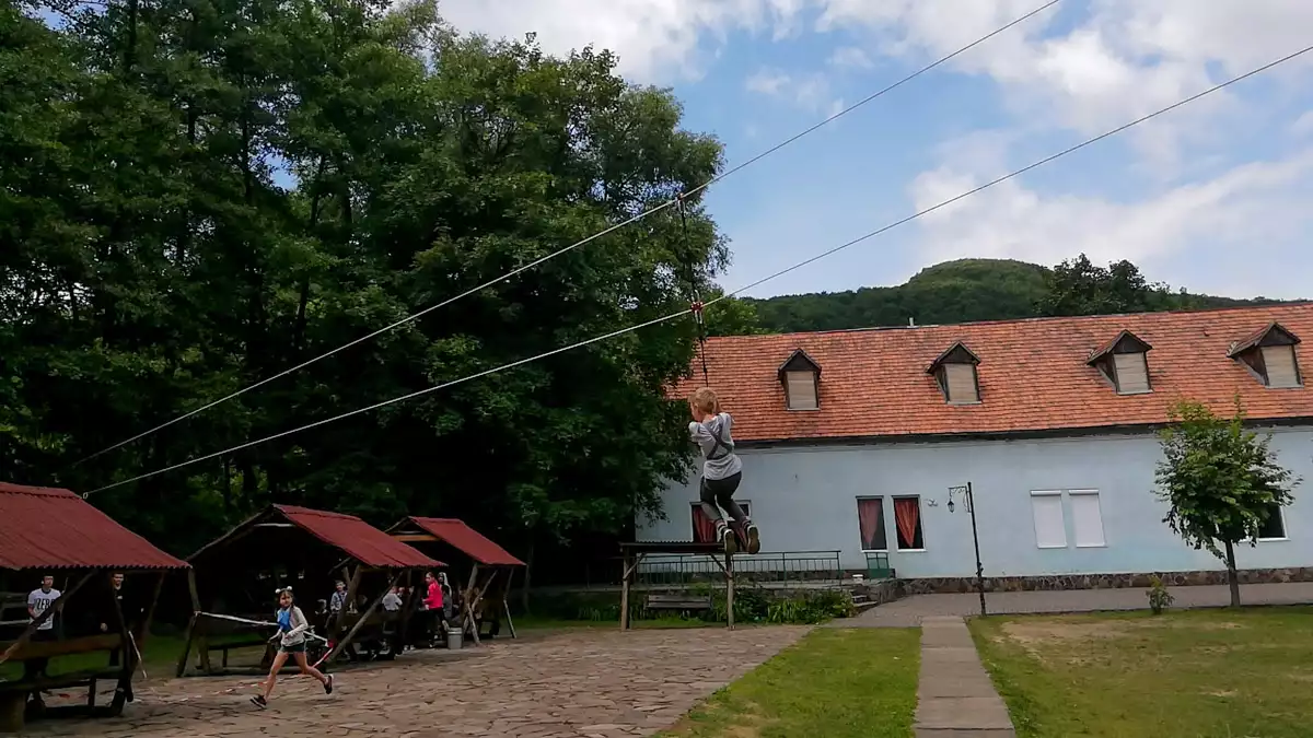 Котеджний комплекс «Білочка»