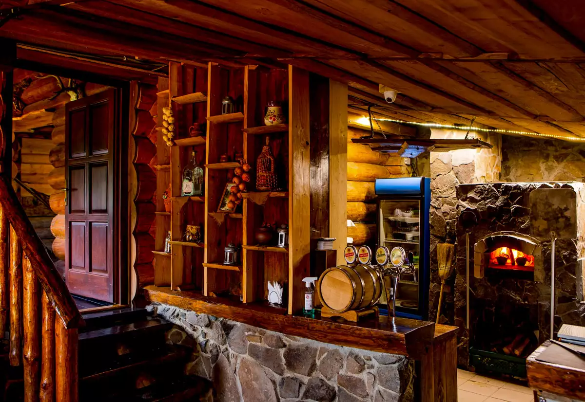 Піцерія «Комора»