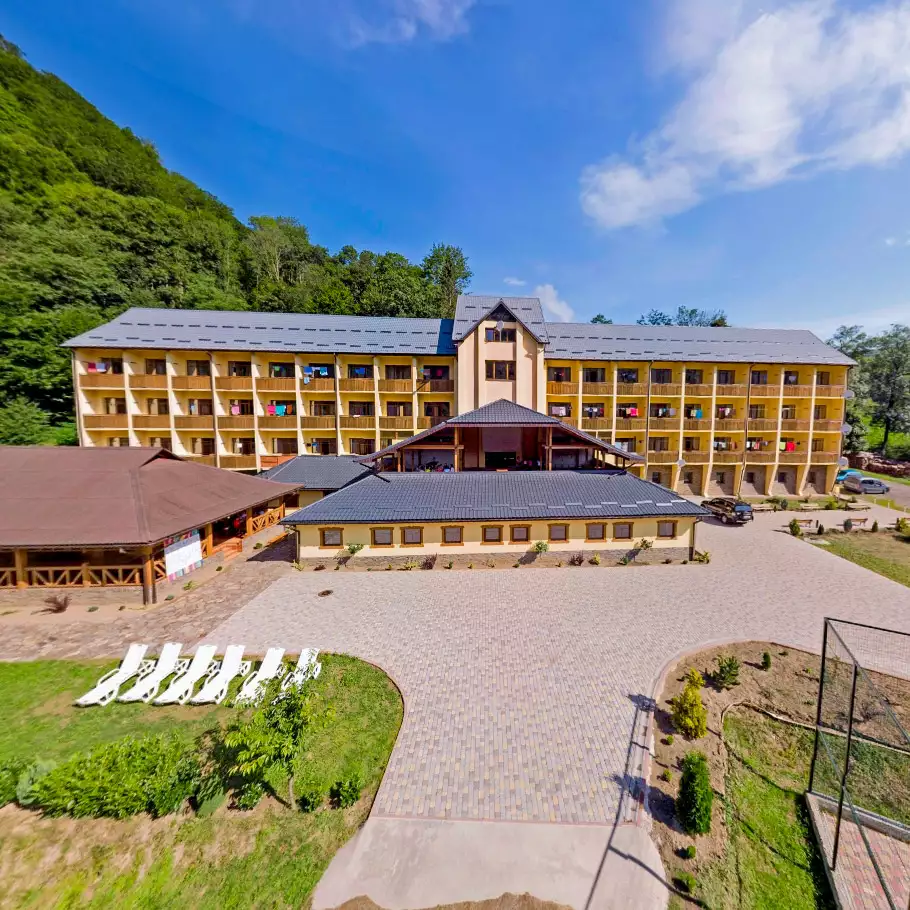 Туристична база «Едельвейс»