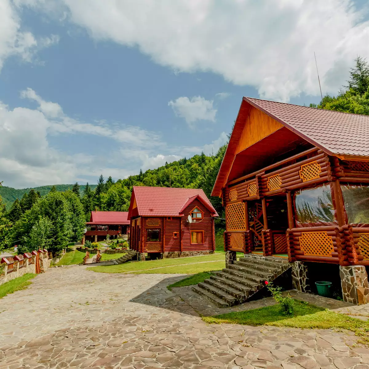 Hotel “Lisova kazka”