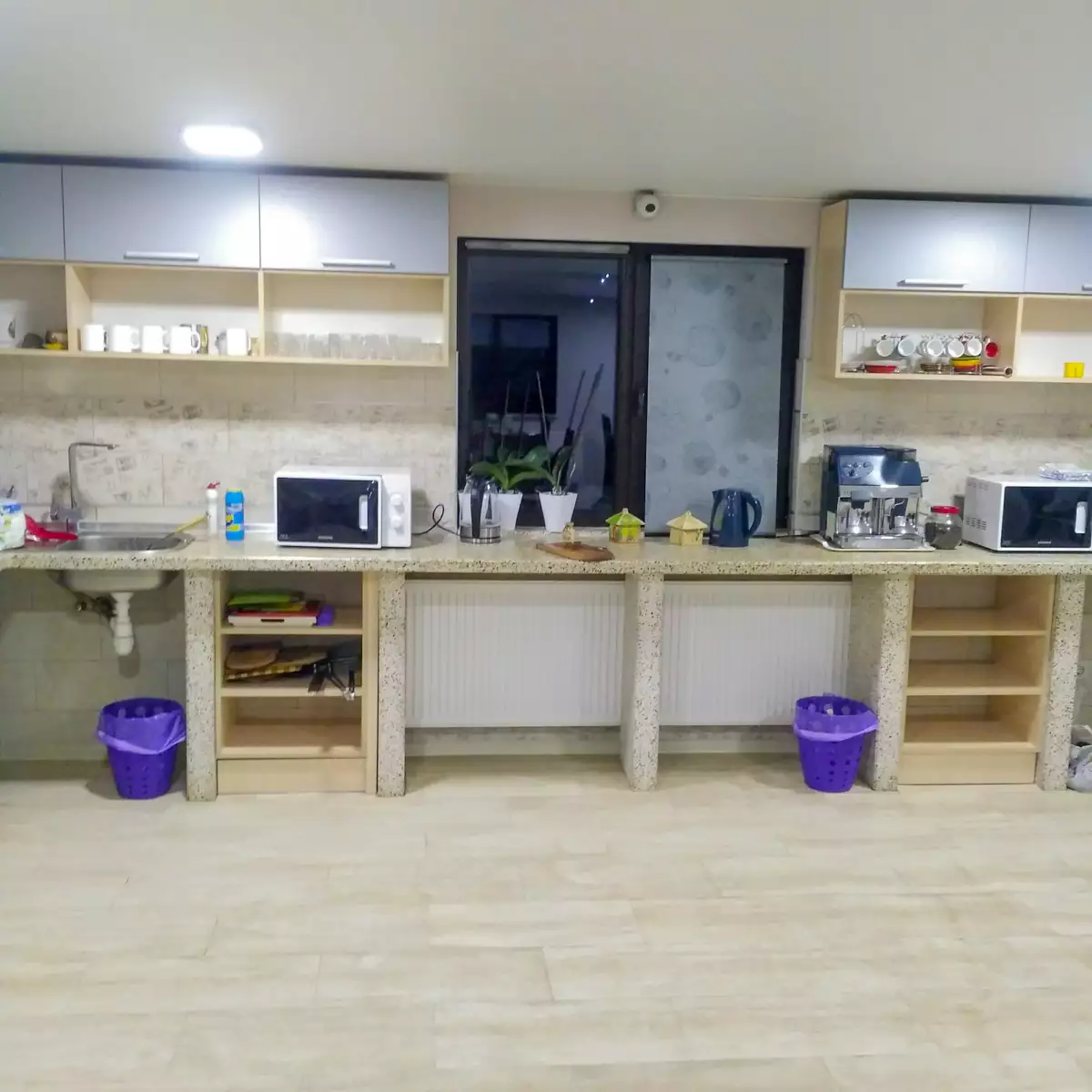 Manor “Victoria”