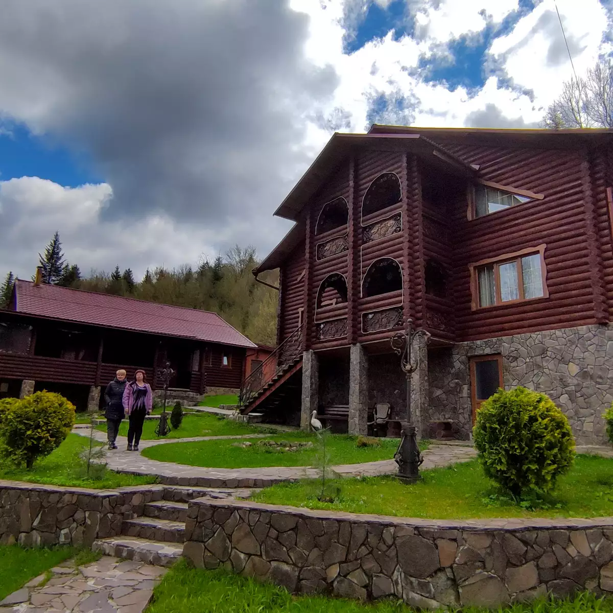 Hotel “Lisova kazka”