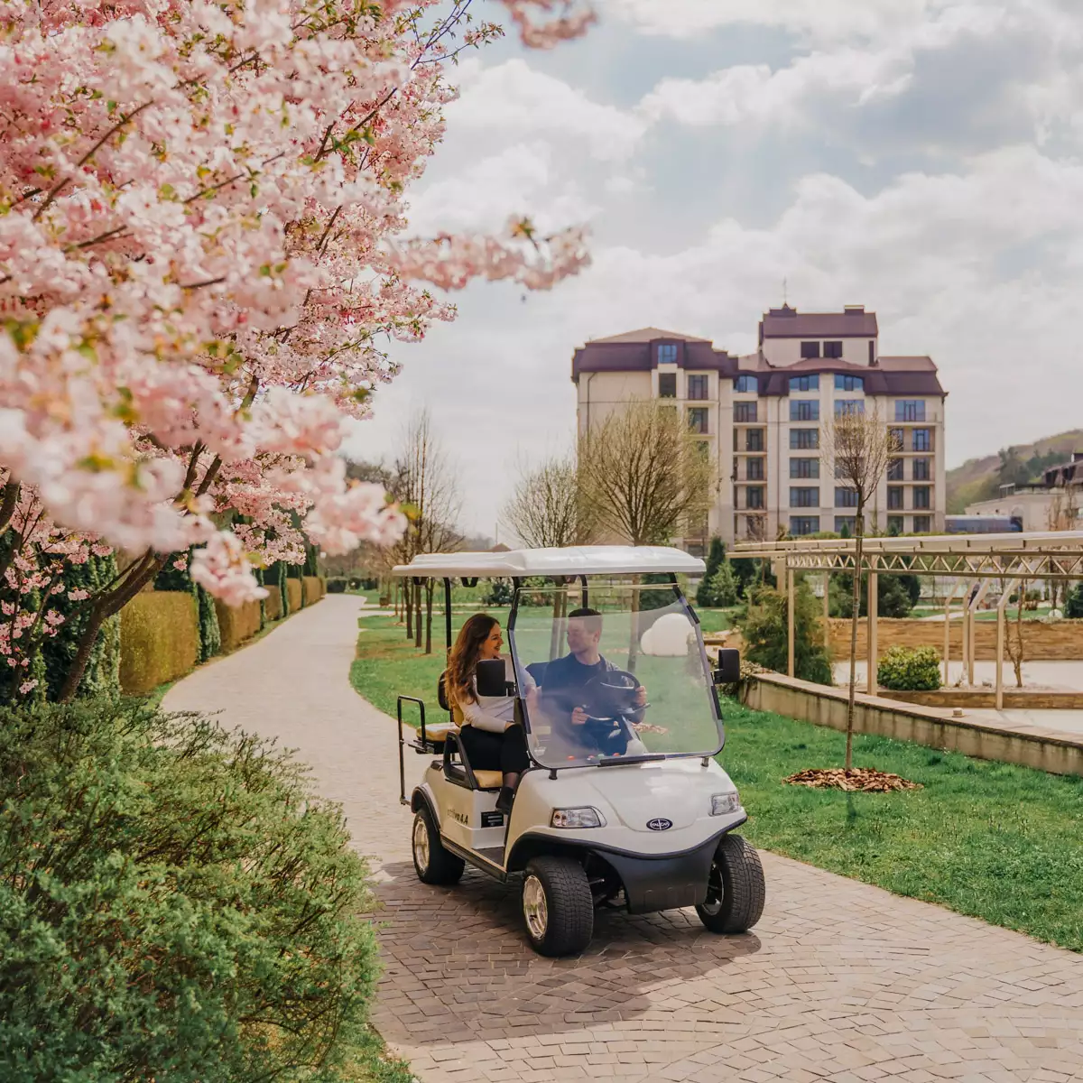 Готель «Ірис»