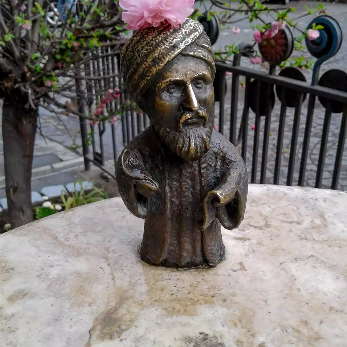 Міні-скульптура «Мухаммад аль-Ідрісі»