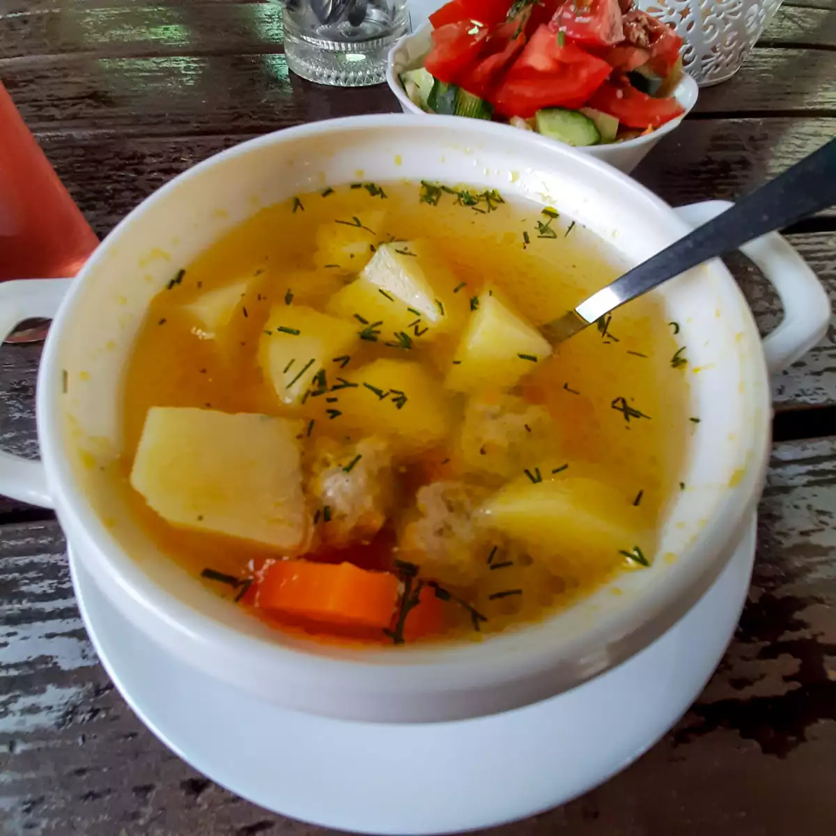 Готельний комплекс «Славутич Закарпаття»