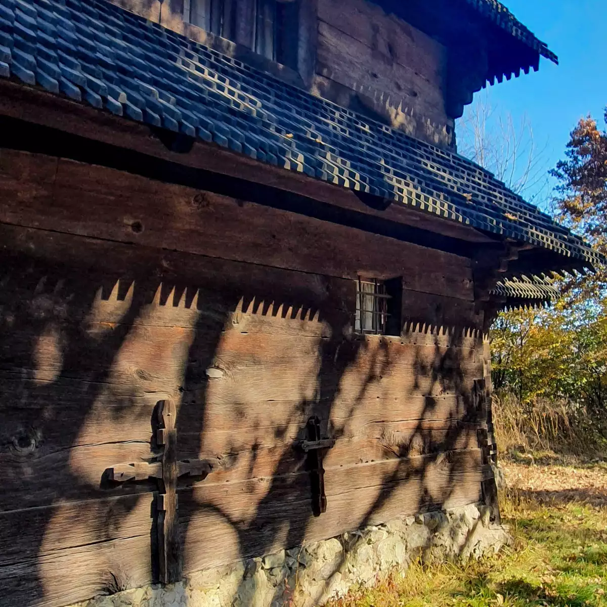 Готична церква в селі Данилово