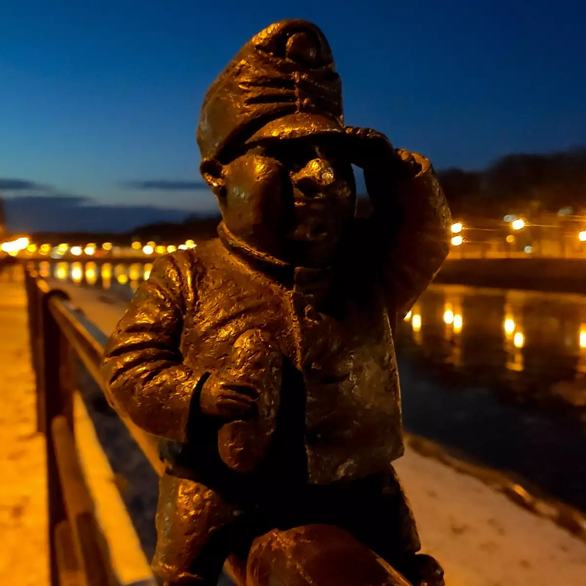 Міні-скульптура Бравий солдат Швейк