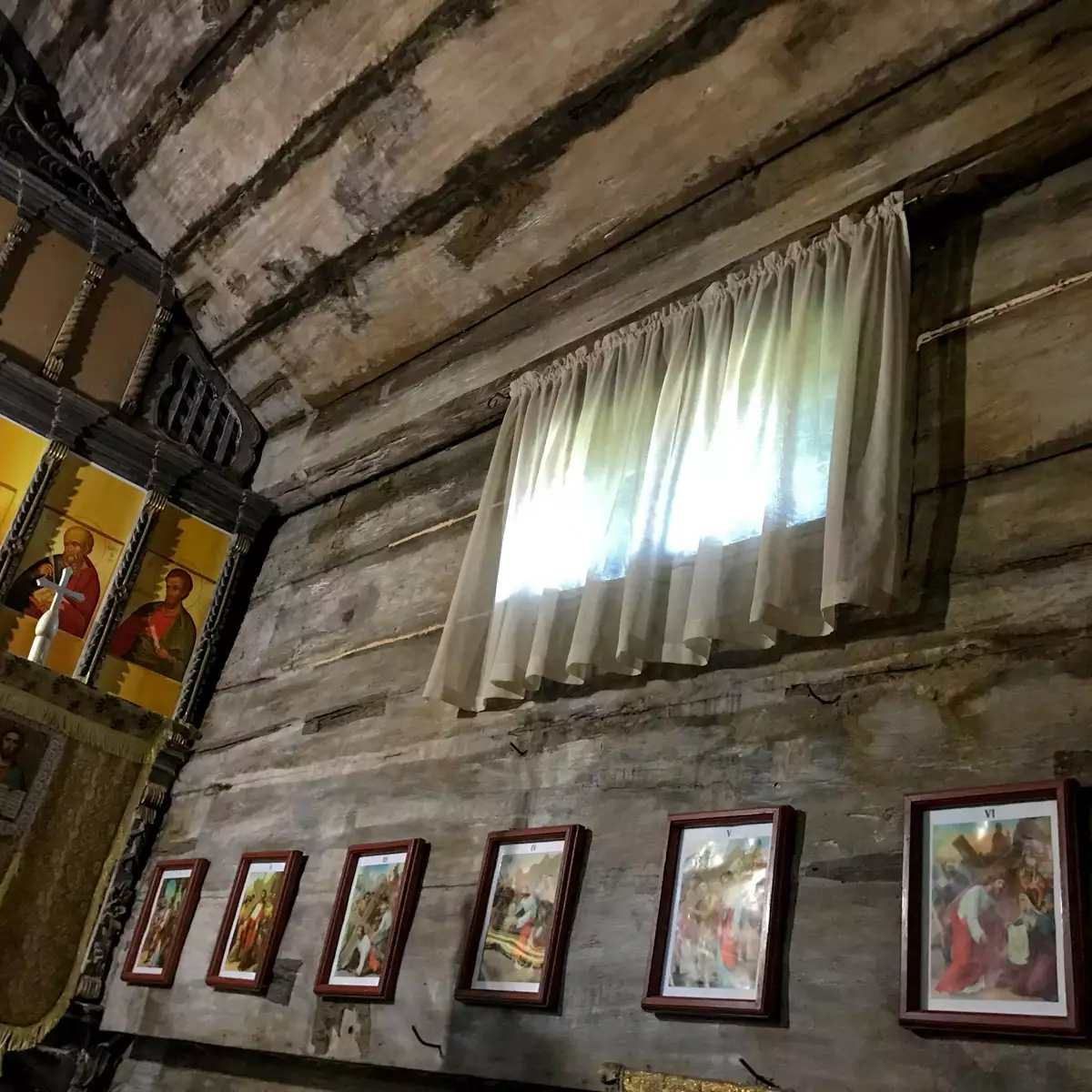 Готична церква в селі Данилово