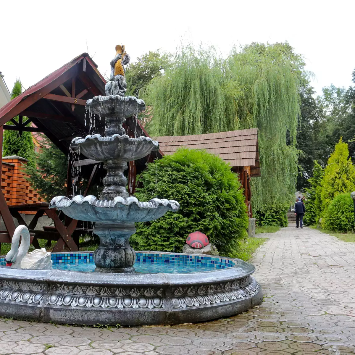 Готельний комплекс «Славутич Закарпаття»