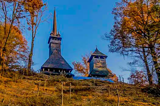 Миколаївська церква з дзвіницею в селі Данилово