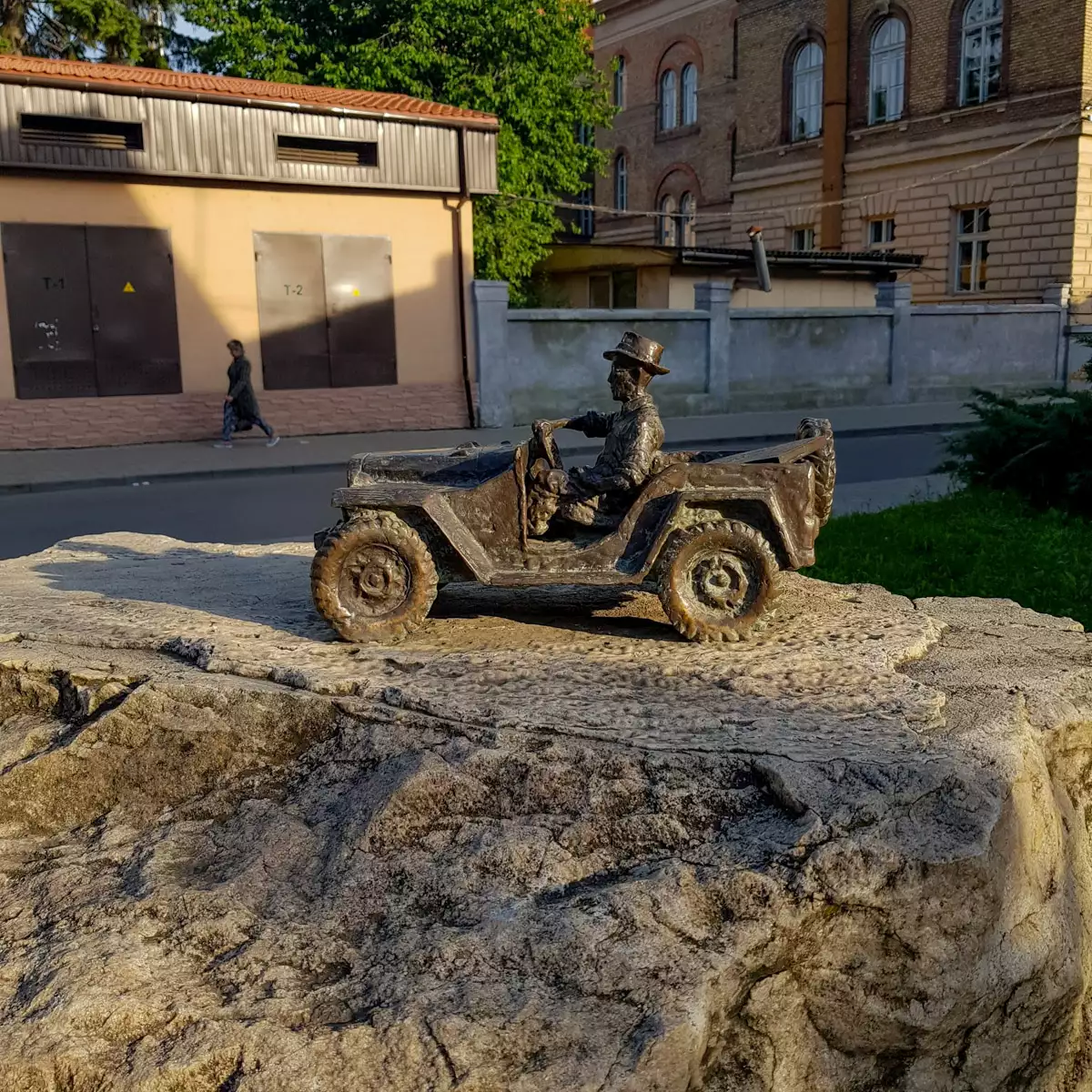 Міні-скульптура «Гаврило Мартинович Глюк»