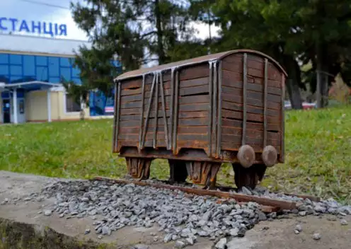 Міні-скульптура Прощавай Ленін