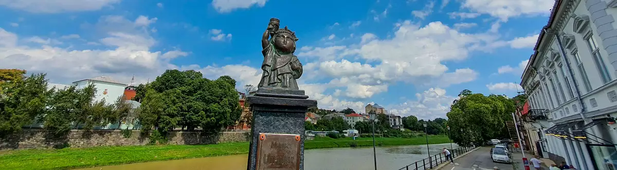 Міні-скульптура Маяк Унгвар (Свободка)