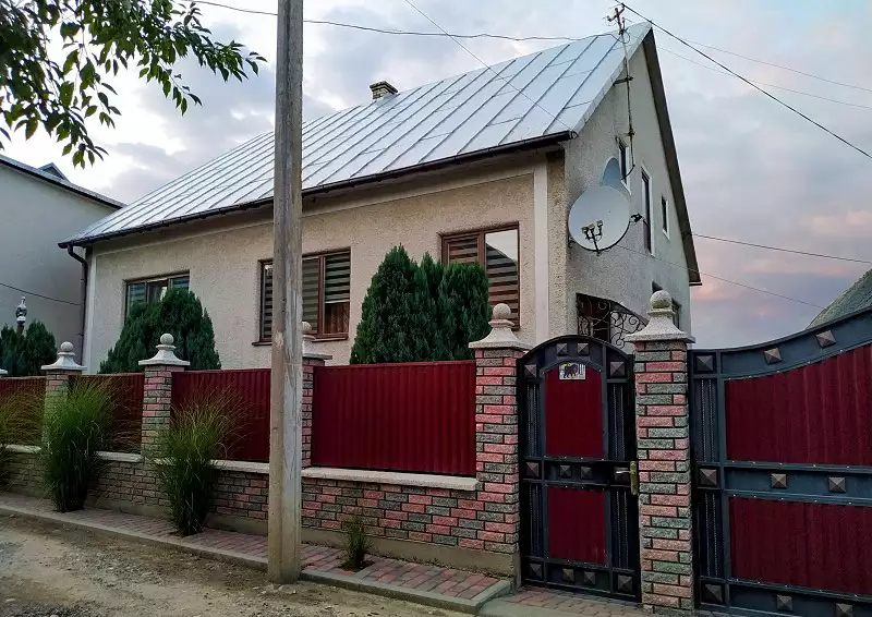 Приватний сектор у Велятино