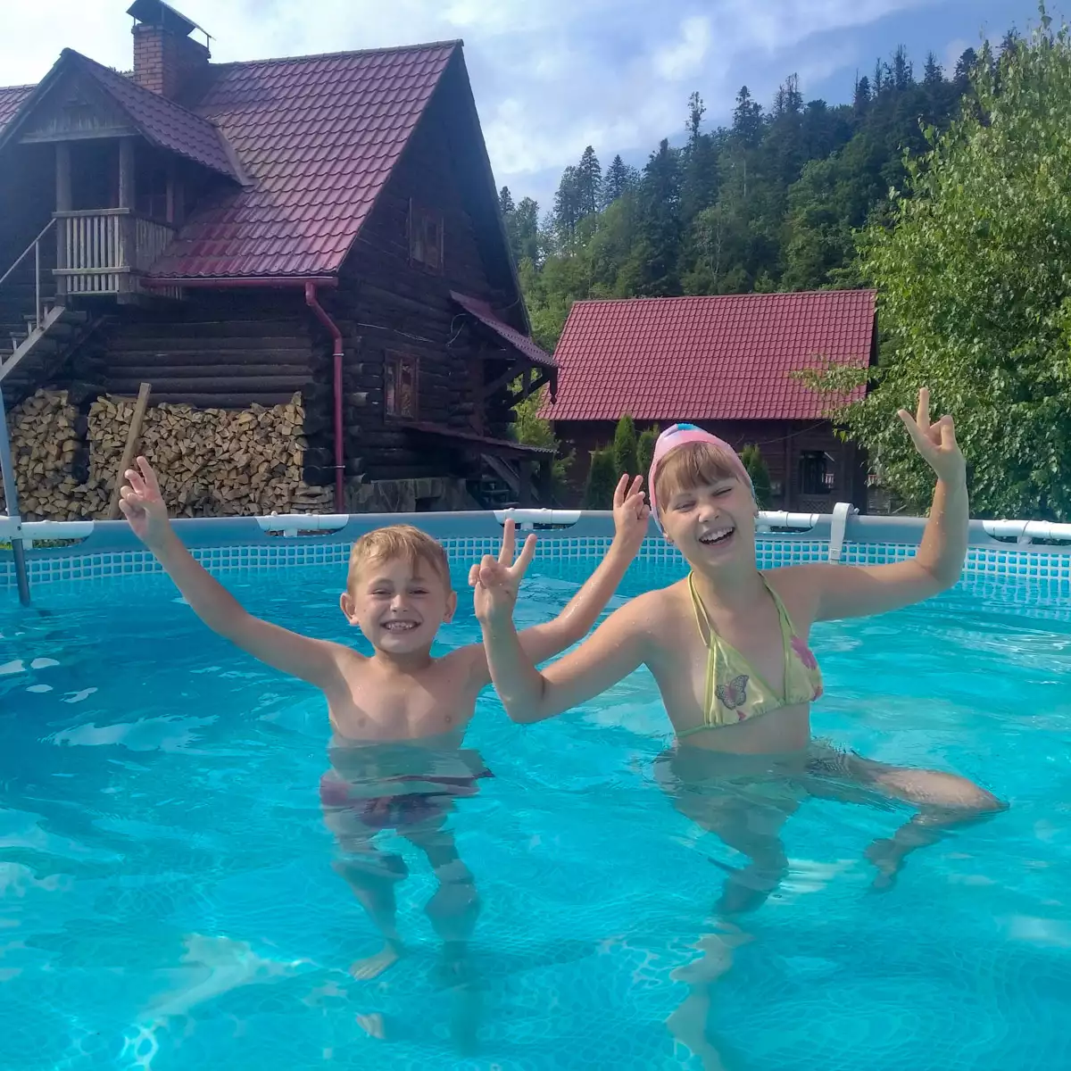 Gutshof „Myslyvsky Dvor“